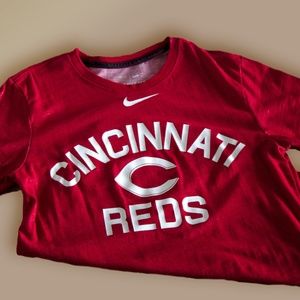 Nike Cincinnati Reds T-shirt